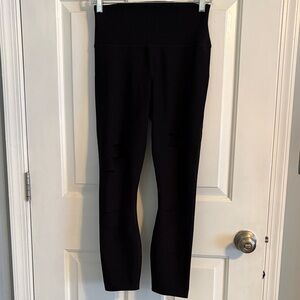 ALO Yoga Black High-Waist Distressed Warrior Performance Leggings